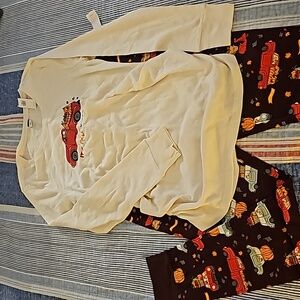 NWT Old Navy Maternity Matching Halloween Pajama Set